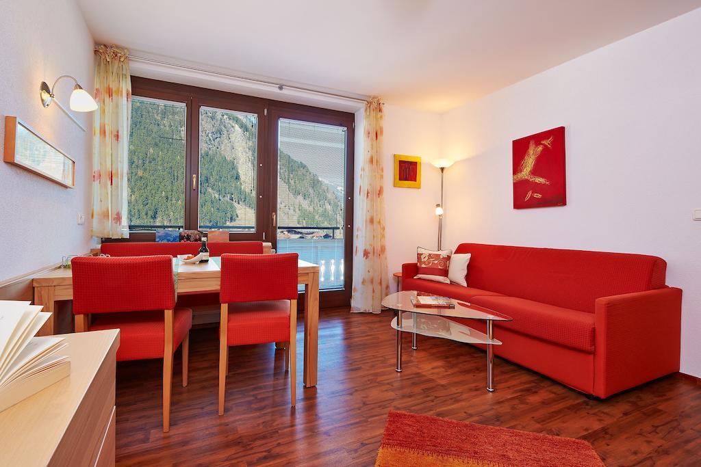 SkyLounge Mayrhofen Rom bilde
